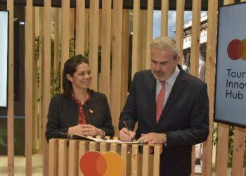 Συμφωνία του ΕΟΤ με την Mastercard για συμμετοχή της Ελλάδας στο Tourism Innovation Hub