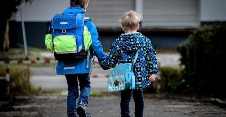 Προετοιμασία των μαθητών στην Γερμανία για το ενδεχόμενο πολέμου πρότεινε η υπουργός Παιδείας προκαλώντας αντιδράσεις