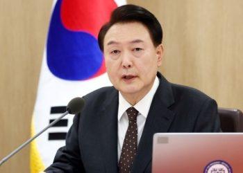 Γιουν: Οι ψευδείς ειδήσεις και η παραπληροφόρηση που βασίζονται στην AI και την ψηφιακή τεχνολογία απειλούν τα δημοκρατικά συστήματα