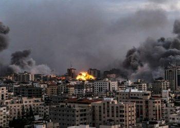 Βομβαρδισμοί και μάχες στο νοσοκομείο Σίφα, στην πόλη της Γάζας