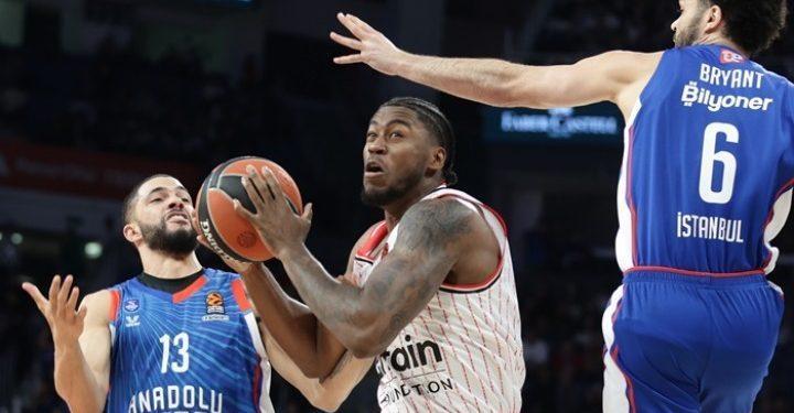 Η Εφές έκοψε τη… φόρα του Ολυμπιακού