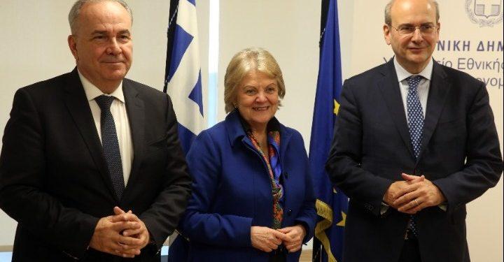 Συνάντηση Κ. Χατζηδάκη και Ν. Παπαθανάση με την Επίτροπο Ε. Φερέιρα – Το 100% αναμένεται να φθάσει η απορρόφηση των ευρωπαϊκών κονδυλίων