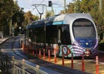 Κυκλοφοριακές ρυθμίσεις σε μετρό και τραμ λόγω παρελάσεων