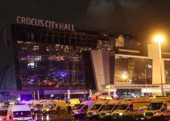 Ρωσία: Πολύνεκρη τρομοκρατική επίθεση σε συναυλιακό χώρο κοντά στη Μόσχα