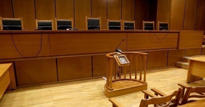 Υπόθεση 12χρονης στον Κολωνό: Σήμερα η απόφαση του ΜΟΔ για τους 26 κατηγορούμενους