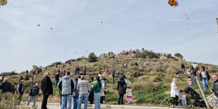 Κούλουμα 2024 στο Λόφο Πανί: Ο Δήμος Αλίμου θα μοιράσει δωρεάν χαρταετούς