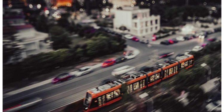 Παπανικολάου: “Το τραμ περισσότερο έβλαψε παρά ωφέλησε τη Γλυφάδα μας”