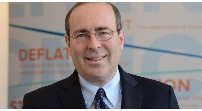 Τόμας Μπάρκιν (FED): Ανάγκη για Σαφήνεια σχετικά με τον Πληθωρισμό πριν τη Μείωση των Επιτοκίων