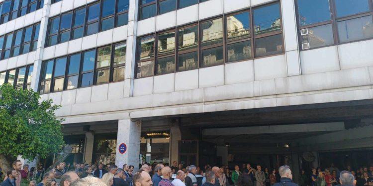 Δ. Αθηναίων: Αντιδράσεις στη μετακίνηση υπηρεσιών σε νέο κτίριο από τον Δούκα