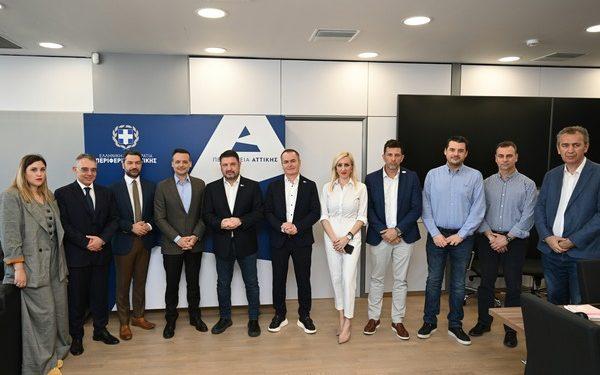 101 εκατ. ευρώ από την Περιφέρεια Αττικής στον Δήμο Αθηναίων, για πάνω από 40 έργα και δράσεις