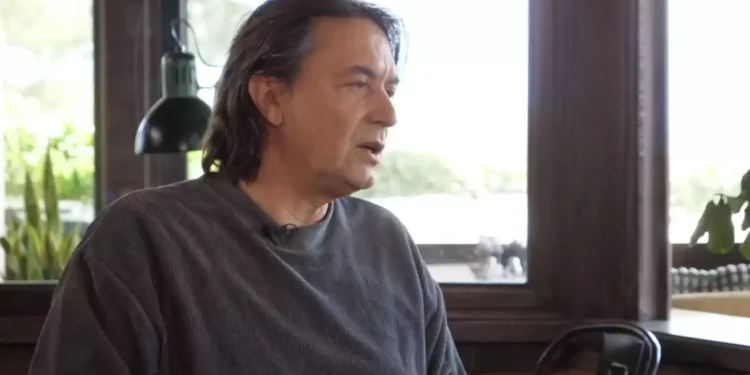 Γιάννης Κότσιρας για Μαχαιρίτσα και Μητροπάνο: Την απώλεια δεν την έχω αντέξει, κάποια στιγμή κατέρρευσα κιόλας