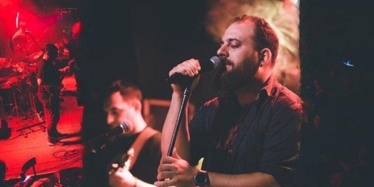 Σταμάτης Μουστάκας: «Αυτό που νιώθω να λείπει στις μέρες μας είναι ο ρομαντισμός και η αγνότητα της έκφρασης»