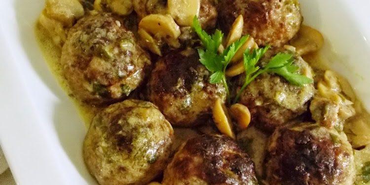 Κεφτεδάκια Στρογγανόφ / Meatballs Stroganoff