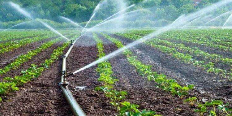 Σύγχρονο, αρδευτικό δίκτυο στην παραλιακή βόρεια πεδινή Κορινθία μέχρι το Κιάτο
