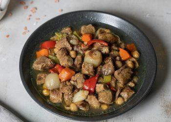 Γιαχνί – Ένα ξεχασμένο αλλά κλασικό ραγού