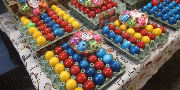 Πάσχα: Ελπίδες για αυξημένη εμπορική κίνηση – Αυστηροί έλεγχοι στην αγορά