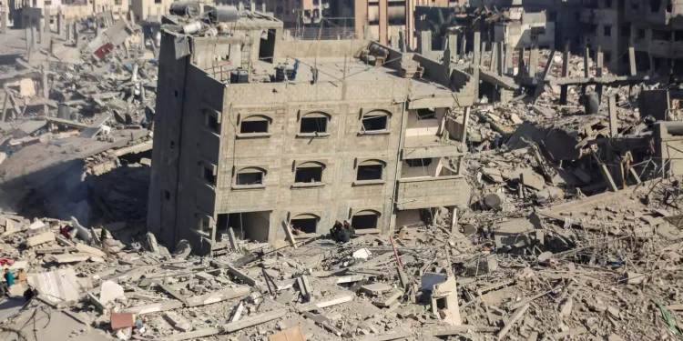 Λωρίδα της Γάζας: Πτώματα στα ερείπια του νοσοκομείο Αλ Σίφα – «Δεν γλύτωσε κανείς, οχήματα πέρασαν από πάνω τους»