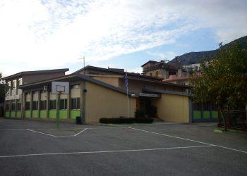 Φωτιά στο ΕΠΑΛ Άμφισσας – Στο νοσοκομείο εννέα μαθητές και μία καθηγήτρια