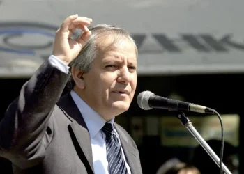 Ασκούνης (Καλλιθέα): Μηνυτήρια αναφορά κατά παντός υπευθύνου για την Πλατεία Νερού