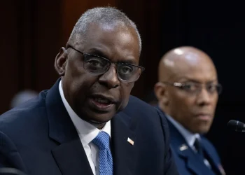 Επίθεση Ιράν στο Ισραήλ: Δεν θέλουμε πόλεμο με την Τεχεράνη αλλά δεν θα διστάσουμε να στηρίξουμε την άμυνα του Ισραήλ, διαμηνύει ο Όστιν