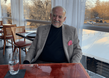 Τιμ Βλαχόπουλος: Μια υποδειγματική προσωπικότητα στο χώρο της εστίασης