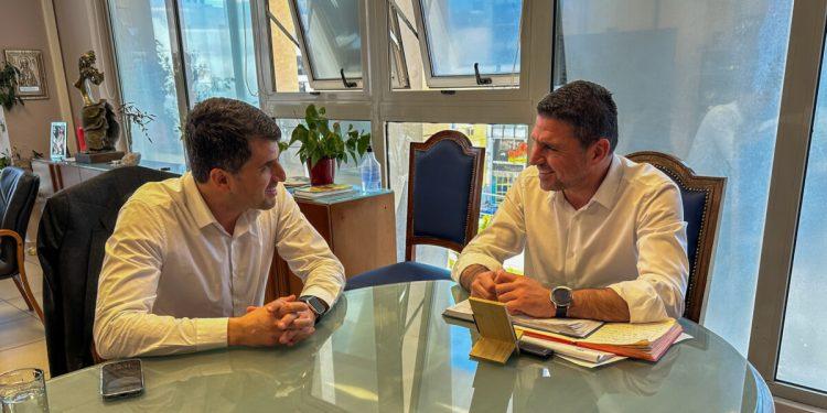 “Γαλάζιος” και “πράσινος” δήμαρχος ενώνουν τις δυνάμεις τους