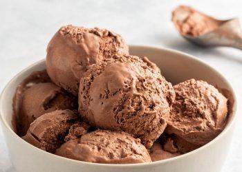 Το πιο νόστιμο σπιτικό παγωτό σοκολάτα – Έτοιμο σε λίγα λεπτά