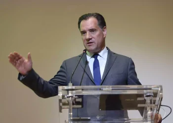 Γεωργιάδης: Ιδιώτες χειρουργοί με την χειρουργική τους ομάδα στα δημόσια νοσοκομεία