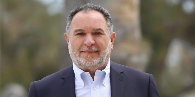 Κορυφαίος αυτοδιοικητικός με το ΠΑΣΟΚ για την ευρωβουλή