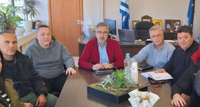 Με τη συμπαράσταση του Δημάρχου Αγίου Δημητρίου επανέρχονται στις θέσεις τους 14 συμβασιούχοι του τμήματος καθαριότητας
