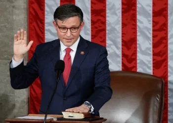 Τζόνσον: Εντός της εβδομάδας η ψήφιση στην αμερικανική βουλή για τη βοήθεια σε Ισραήλ και Ουκρανία