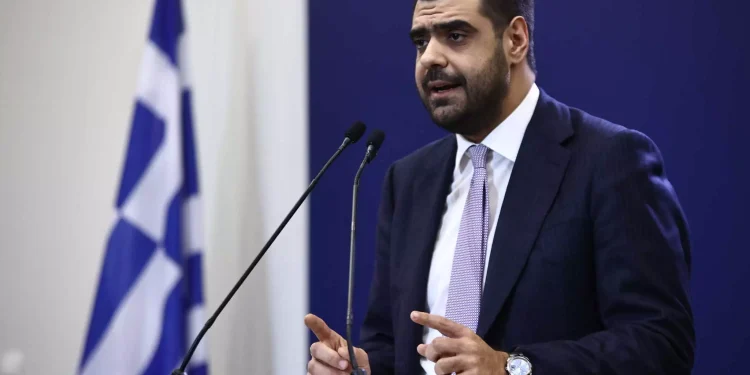 Μαρινάκης: «Η εφημερίδα “Εστία” δεν δίστασε να στοχοποιήσει τη Μαρέβα Γκραμπόφσκι με αισχρά ψεύδη»