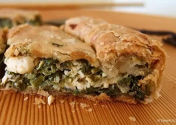 Σπανακόπιτα – Μία εύκολη παραδοσιακή συνταγή για το αγαπημένο μας έδεσμα