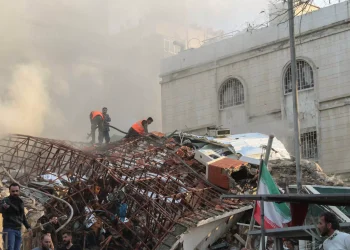 Φωτιά στη Μέση Ανατολή: «Θα απαντήσουμε σκληρά στο Ισραήλ» λέει το Ιράν μετά την φονική επίθεση στη Δαμασκό