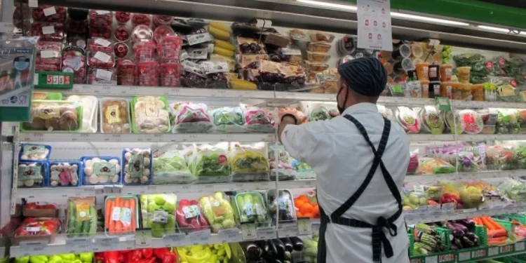 Με άρωμα Πάσχα… οι αγορές των καταναλωτών – Πόσο κοστίζουν φρούτα και λαχανικά