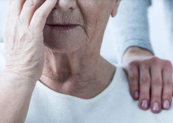 Άνοια: Πέντε μικρά σημάδια που προμηνύουν έναν μεγάλο κίνδυνο