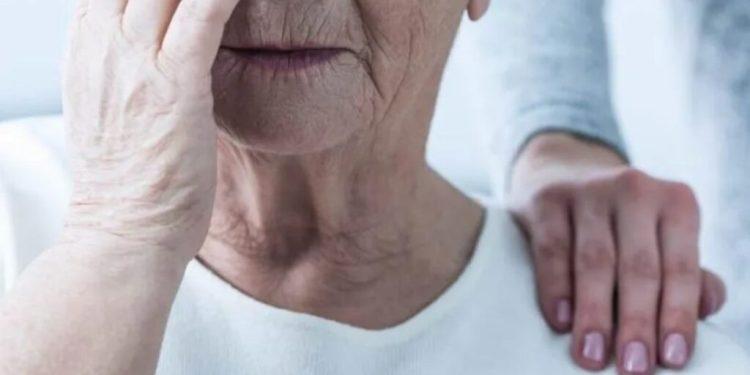 Άνοια: Πέντε μικρά σημάδια που προμηνύουν έναν μεγάλο κίνδυνο