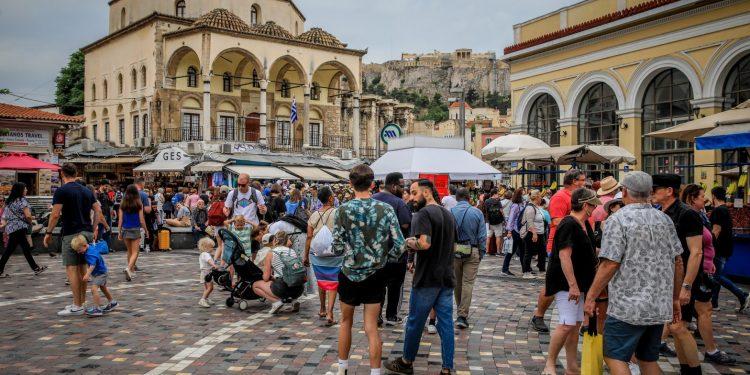 Αρθρο της «ΝΥΤ» πλέκει το εγκώμιο της Ελλάδας: Από οικονομικός ουραγός ηγέτης