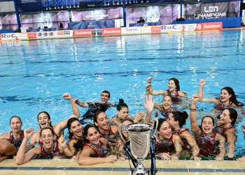 Ολυμπιακός: Πρωταθλητής για 11η σερί χρονιά στο πόλο γυναικών – Τρόμαξαν με τον τραυματισμό της Γιαννοπούλου – Φωτογραφίες