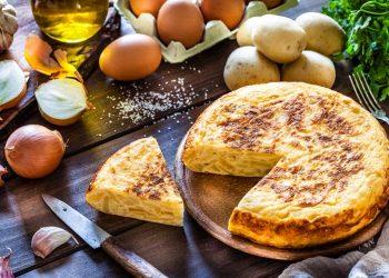 Ομελέτα φούρνου με ψητές πατάτες