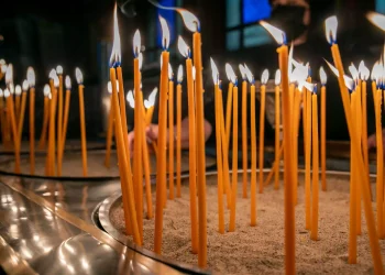 Μεγάλη Τετάρτη: Η Ακολουθία του Ευχελαίου και τι γιορτάζουμε σήμερα