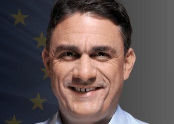 Κώστας Τσουκαλάς