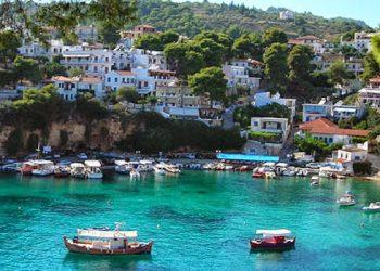 Η Mirror «ανακαλύπτει» την Αλόννησο