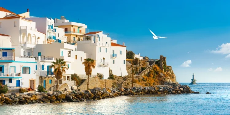 Τουρισμός: Το ελληνικό νησί – έκπληξη που κερδίζει φέτος τους Γερμανούς