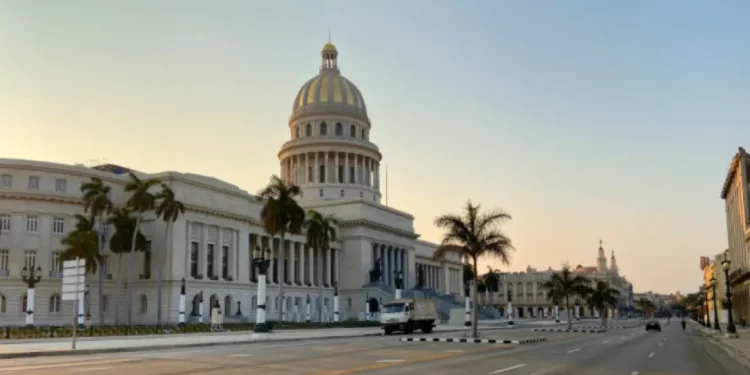 Οι ΗΠΑ ανακοίνωσαν μέτρα που θα βοηθήσουν τις μικρές επιχειρήσεις στην Κούβα
