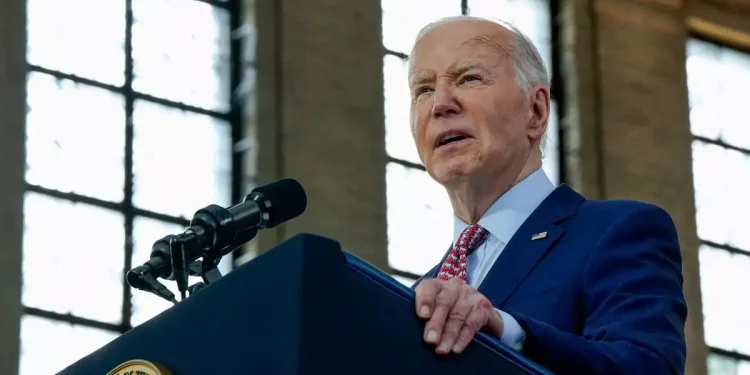 Ο Μπάιντεν έδωσε άδεια στην Ουκρανία να πλήξει τη Ρωσία με αμερικανικά όπλα