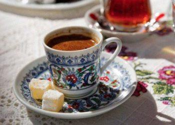 Πώς γίνεται να έχετε ενέργεια κάθε πρωί χωρίς καφέ; Αυτοί είναι οι 5+1 τρόποι