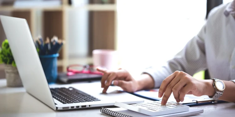 Γονικές παροχές ακινήτων: Επεκτείνεται σε όλες τις περιπτώσεις η αυτόματη συμπλήρωση του Ε9