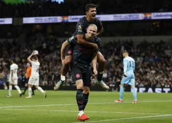 Τότεναμ – Μάντσεστερ Σίτι 0-2: Νίκη και αγκαλιά με το πρωτάθλημα η ομάδα του Πεπ Γκουαρδιόλα