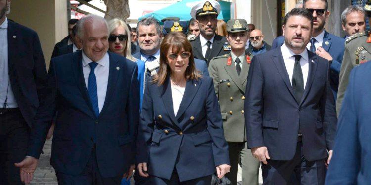 Καταγγέλλουν στο Μεσολόγγι ως χαμηλότερες του κύρους του Δήμου και του θεσμού τις φετινές Εορτές Εξόδου